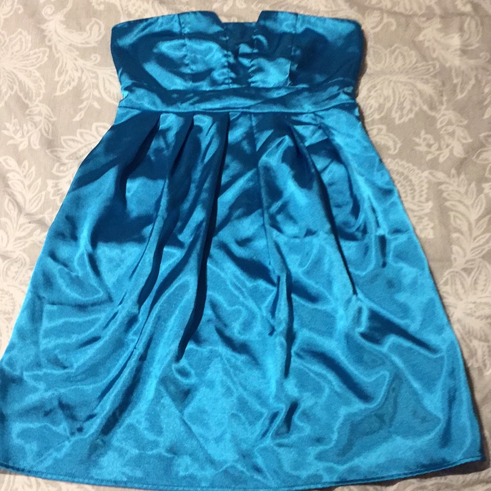 Blue Strapless Prom/Formal Dress